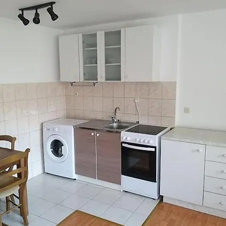 Διαμέρισμα Nice On Quite Location Near City Center