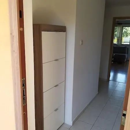 Διαμέρισμα Nice On Quite Location Near City Center *